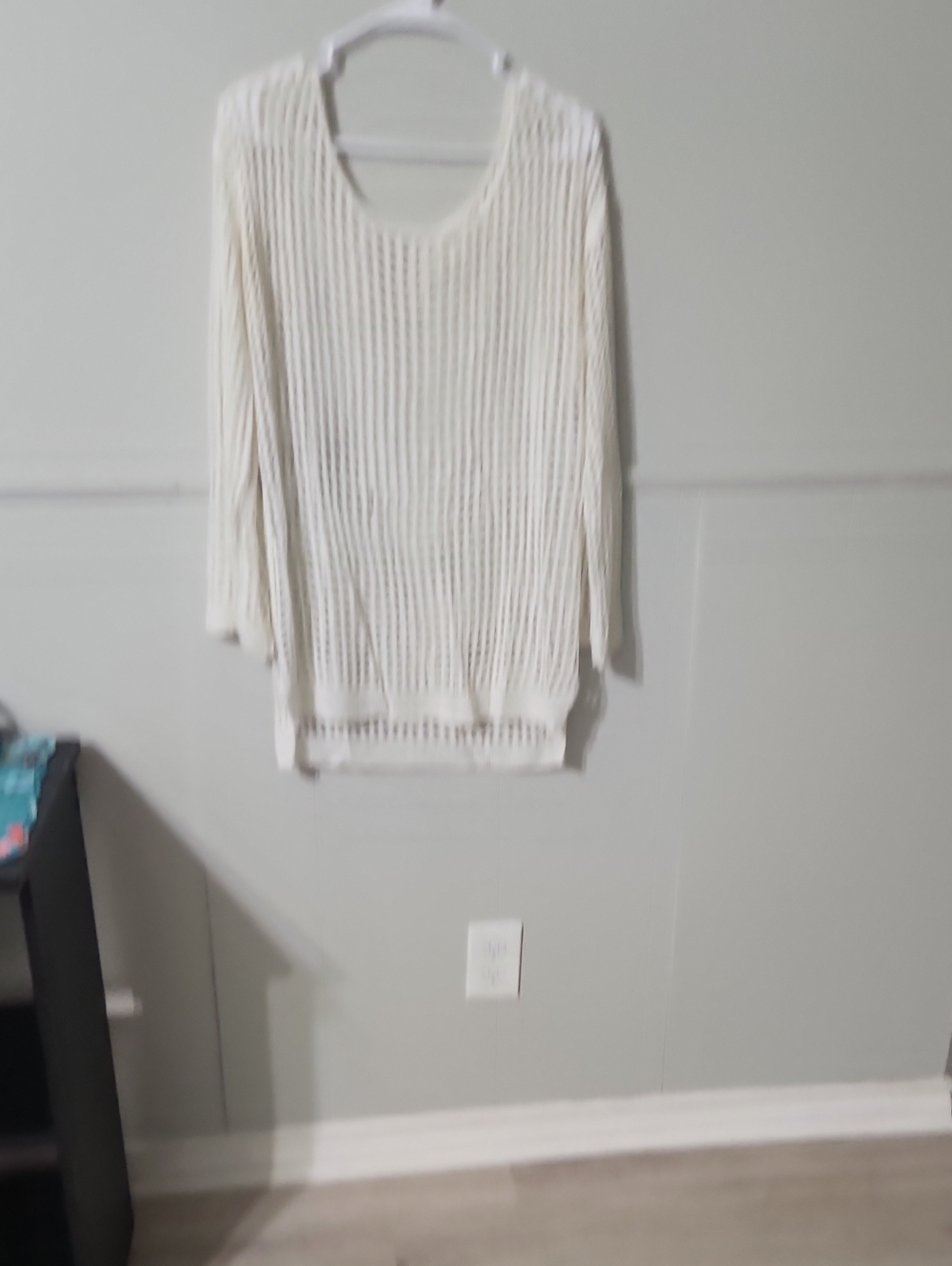 Source Unknown Ivory Open-Knit Scoop Neck Sweater